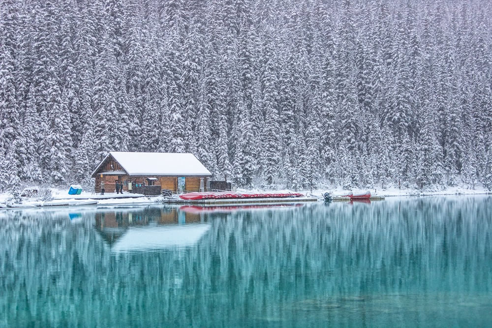 Photographer Stanley Aryanto Captures Captivating Winter Landscapes To Inspire Peace And Reflection