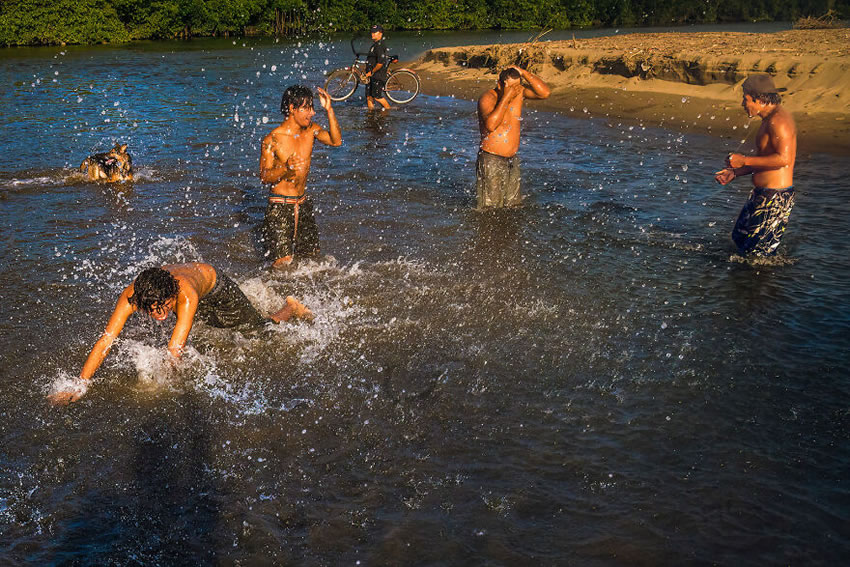 Photographie de rue colorée du Nicaragua par Dan Morris