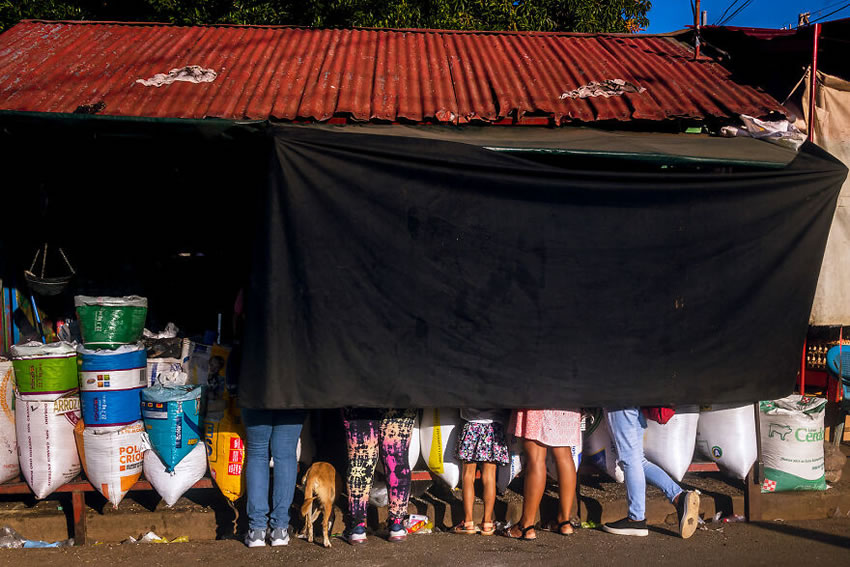 Photographie de rue colorée du Nicaragua par Dan Morris