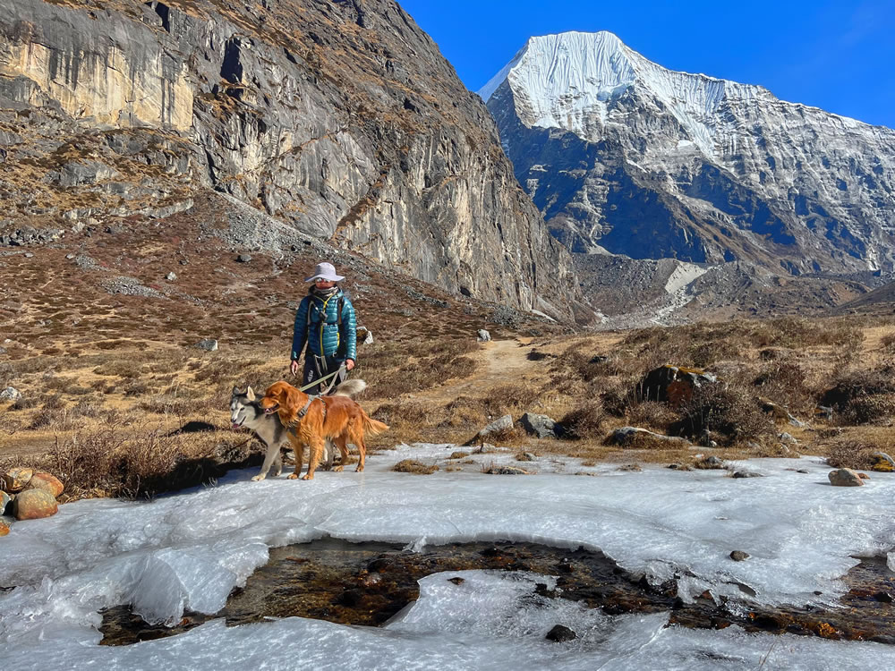 Trekking In Nepal By Yen Nguyen