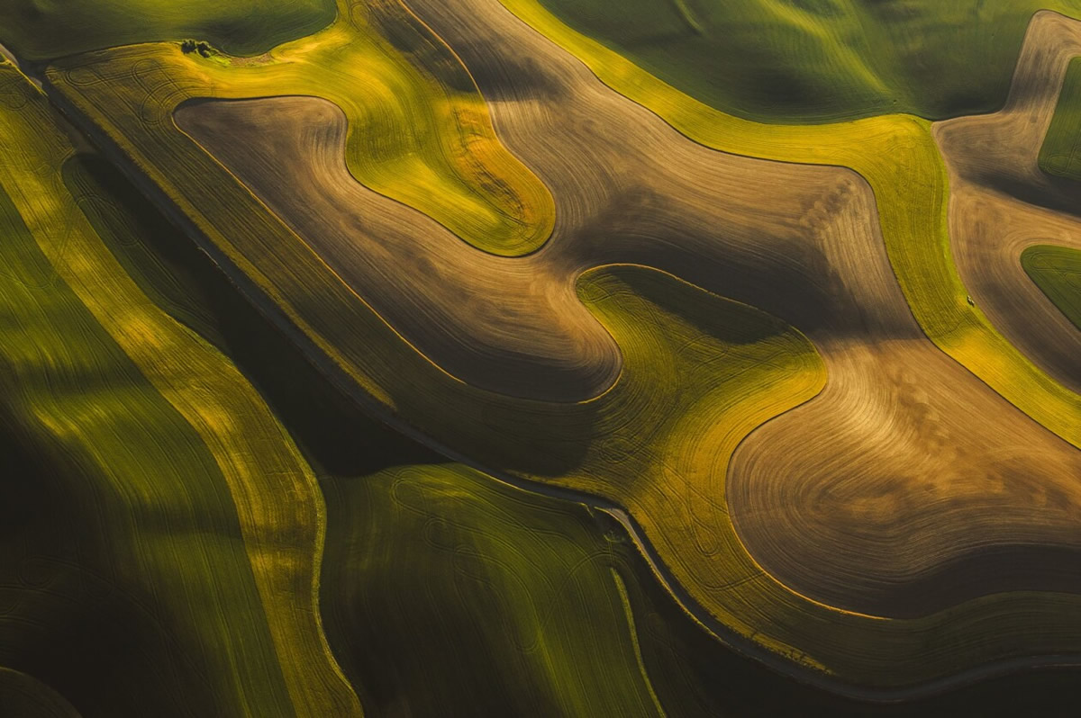 Photographer Mitchell Rouse Captures Breathtaking Aerial Landscapes Of Eastern Washington