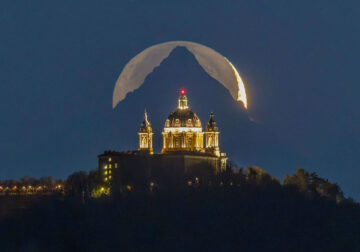 Mesmerizing Moon Photos By Valerio Minato