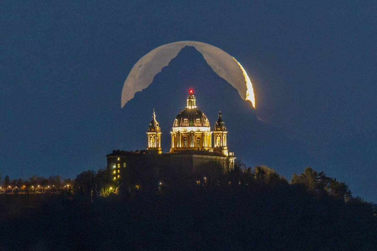 Italian Photographer Valerio Minato Captures Mesmerizing Moon Photos From Different Places
