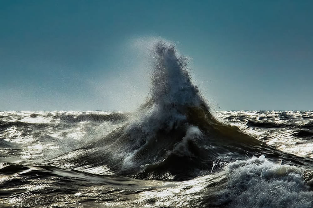Waves Of Lake Erie By Trevor Pottelberg