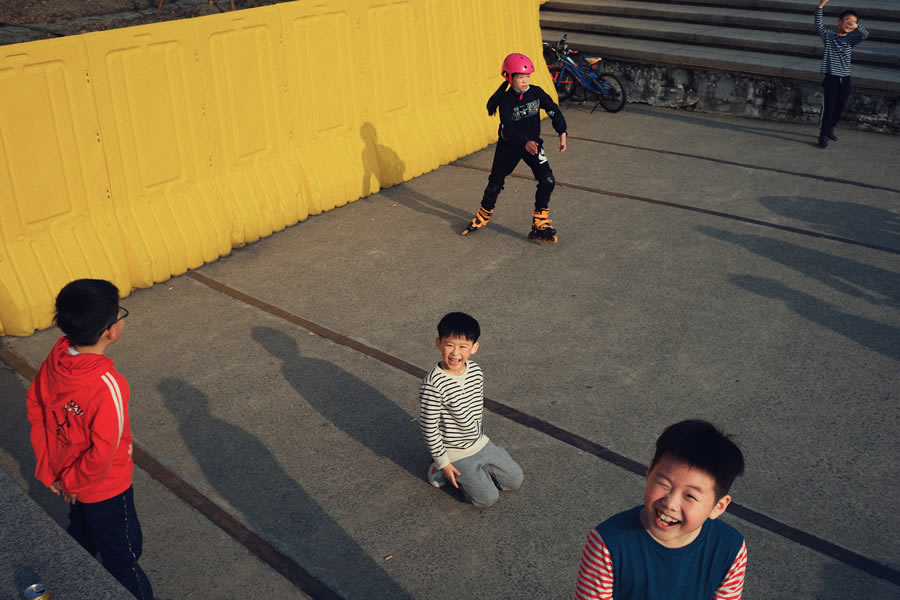 Street Photography From China By Yajun Hu