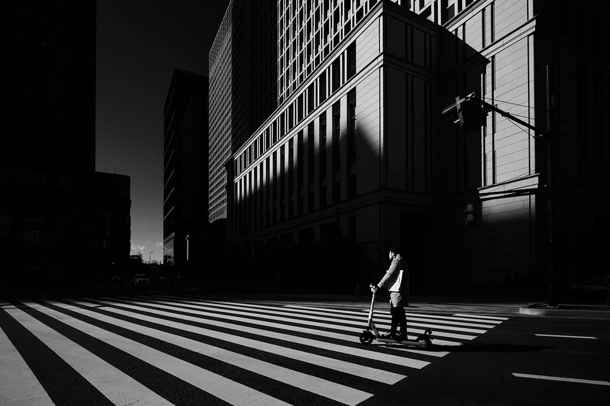 Black And White Street Photos Of Tokyo Japan By Taka Hiro