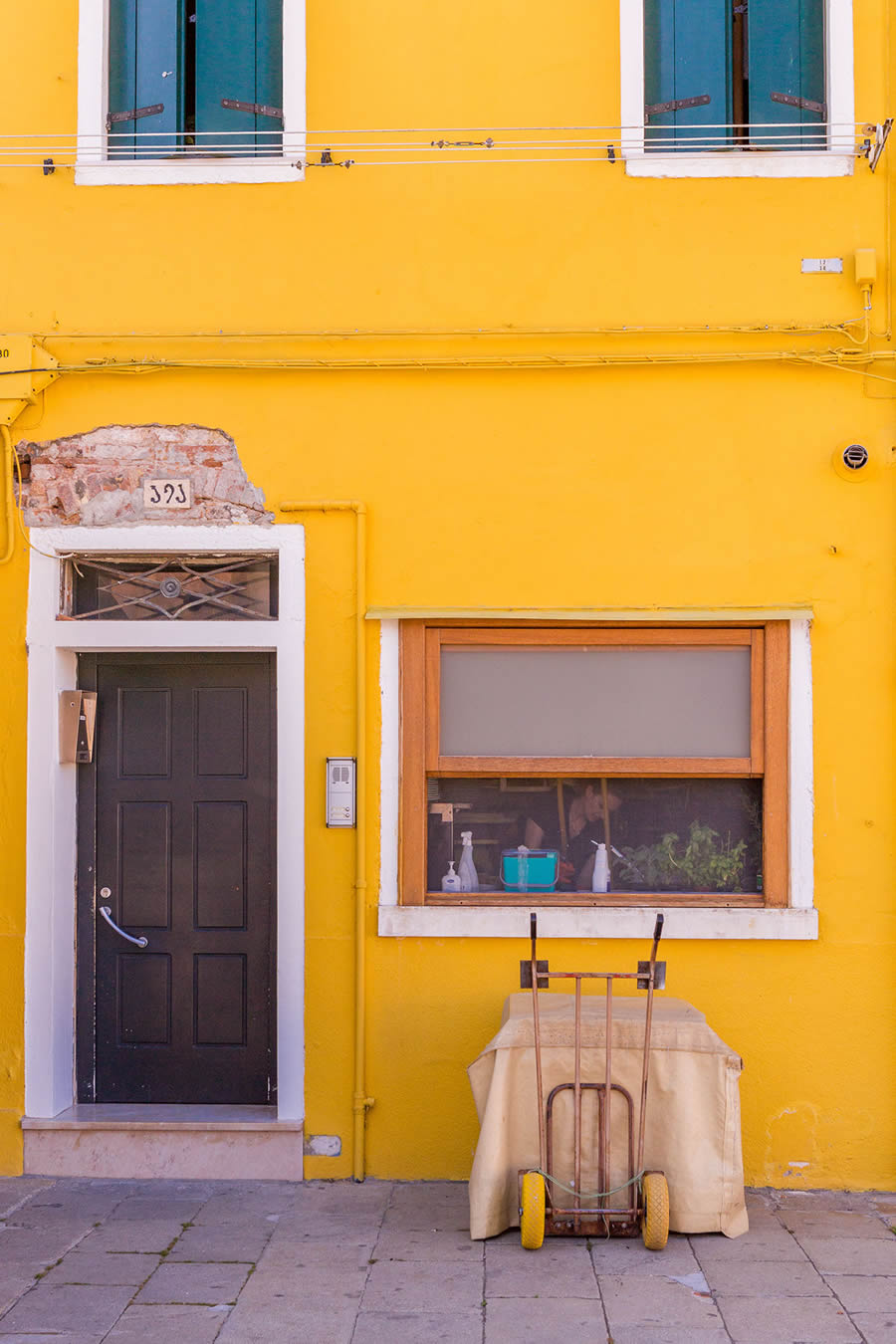 Stunning Photos Of ​​​​​​​Burano, An Island In Venice, Italy By Tiago And Tania