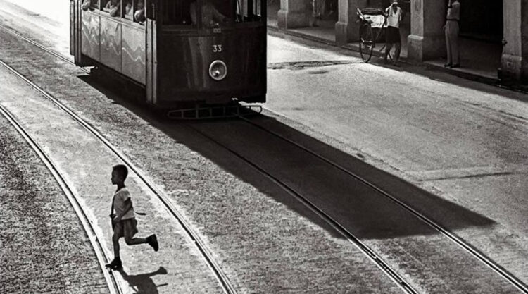Fan Ho Black And White Master Of Phtoography