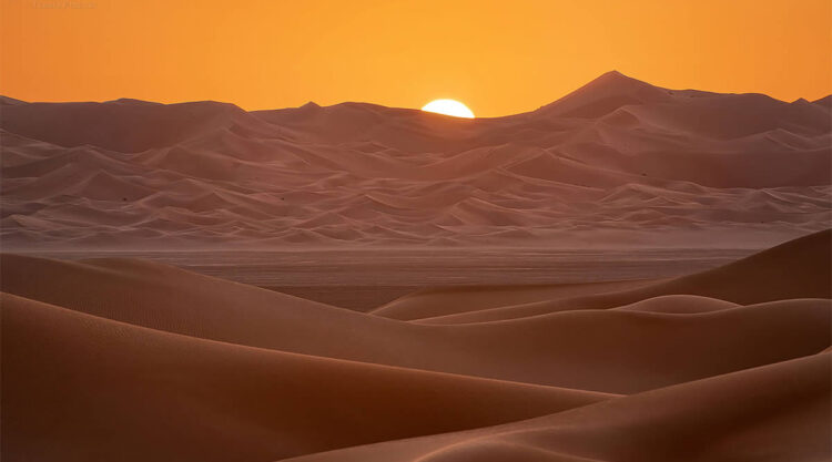 The Empty Quarter Expansive Deserts By Maxime Daviron