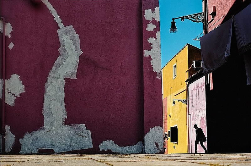 Abstract Colorful Street Photography By Mirko Saviane