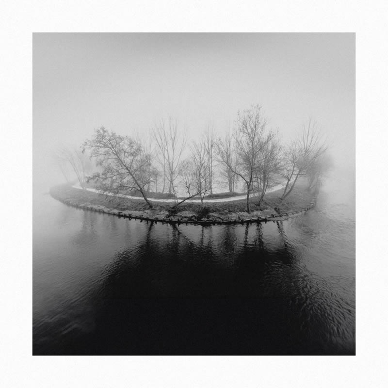 Silence Of Nature: Breathtaking Black-And-White Photography By Adrian Vila