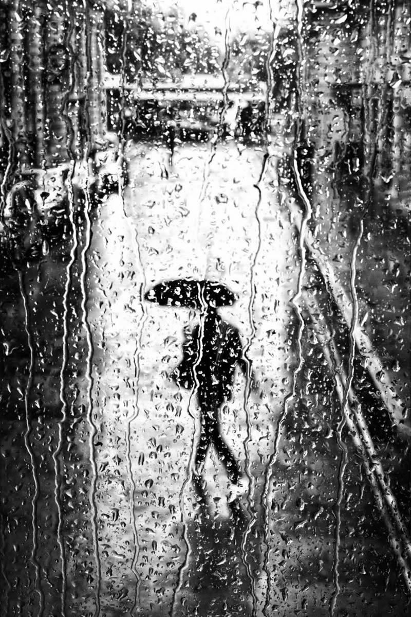 Black and White Street Photography By Alan Schaller