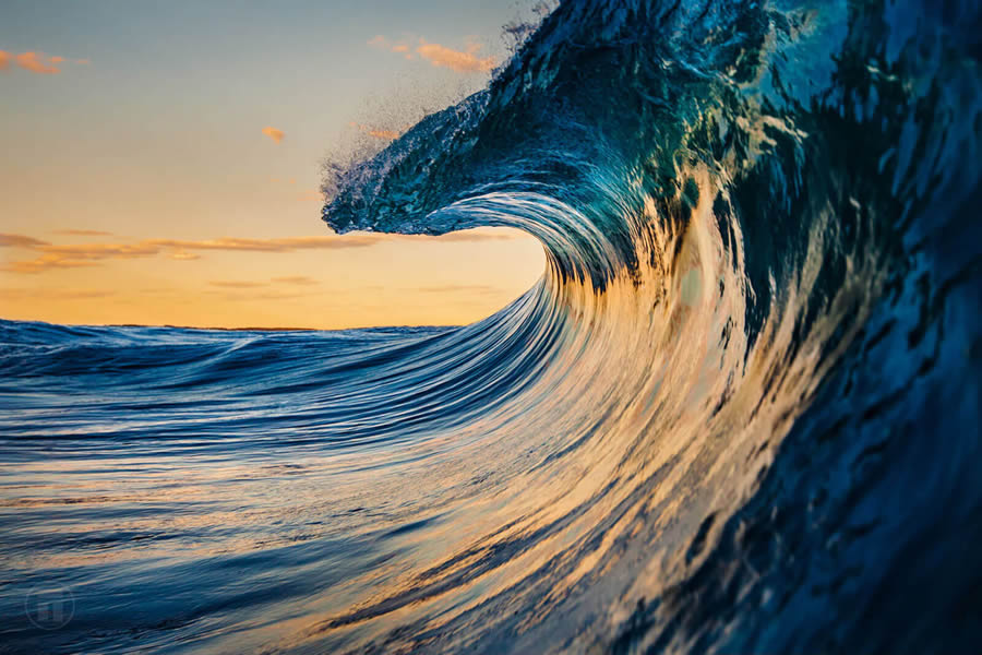 Breathtaking Photos Of Waves By Philip Thurston