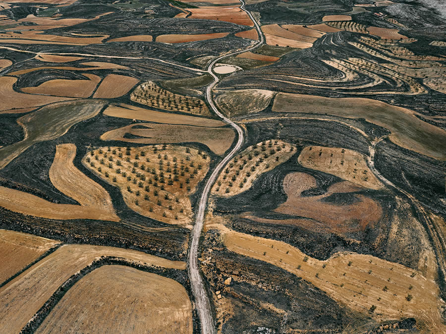 Landscape Photos Of Agricultural Fields In Central Spain By Tom Hegen