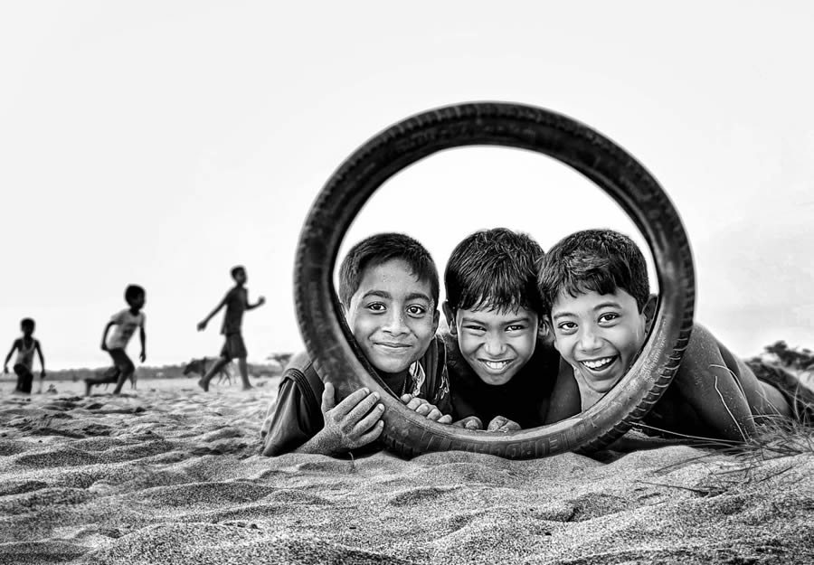 Heartfelt Childhood Photography by Pradiptamoy Paul