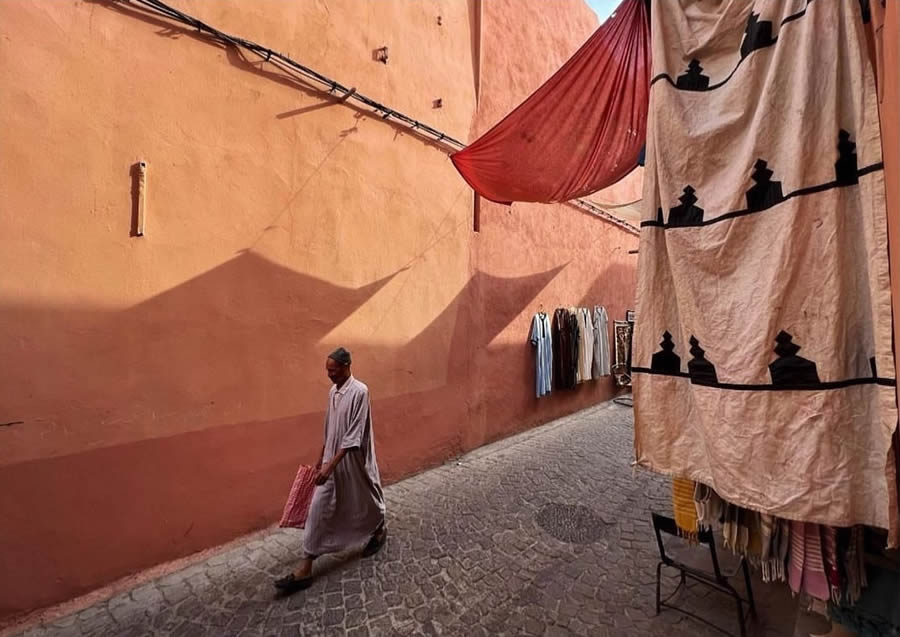 Street Phtography by Turkish Photographer Nese Ari