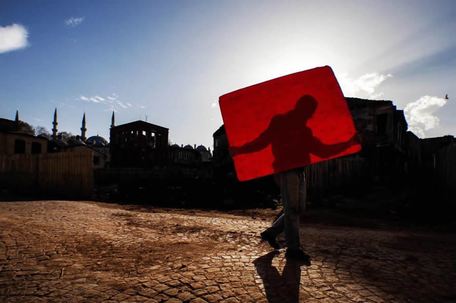 Street Phtography by Turkish Photographer Nese Ari