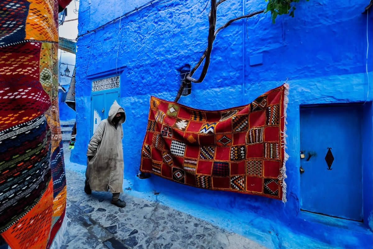 Street Phtography by Turkish Photographer Nese Ari