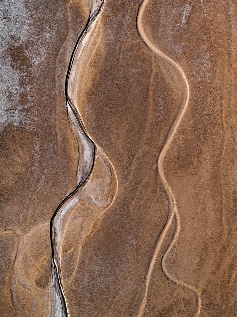 Aerial Landscape Photos of Death Valley by Tom Hegen