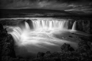 Photographer Gary Wagner Captures the Raw Power of Nature in Iceland’s Black-and-White Landscapes