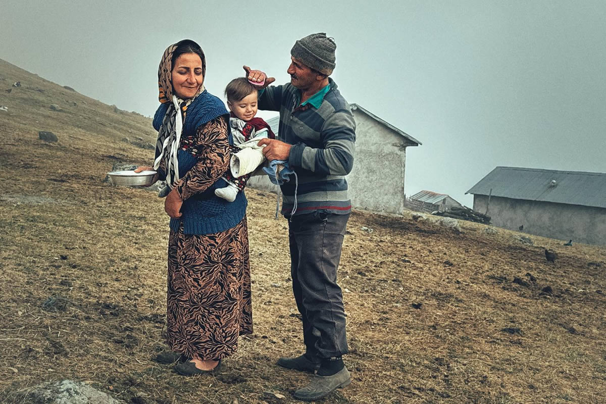 Daily Life Moments Photography in Iran By Hojjat Hamidi