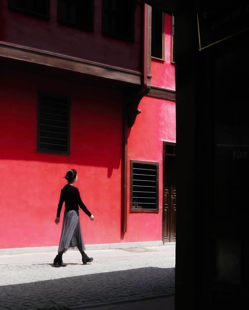 Taiwan Vibrant Colors and Shadows of Street Photography by Bi-jiun Chen