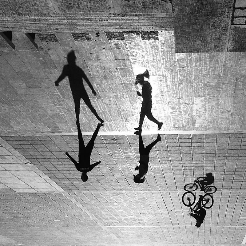 Best Black and White Street Photos from The Decisive Moments Magazine