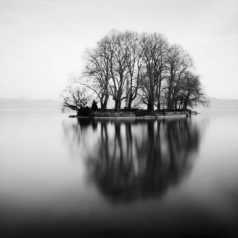 Black and White Landscape Photography by Oliver Robert