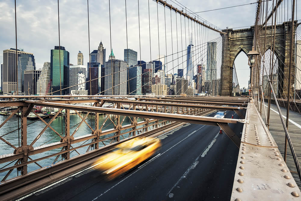 Capture Stunning Views of the Brooklyn Bridge