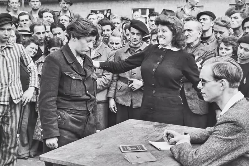 Iconic Photos by the Master Photographer Henri Cartier-Bresson