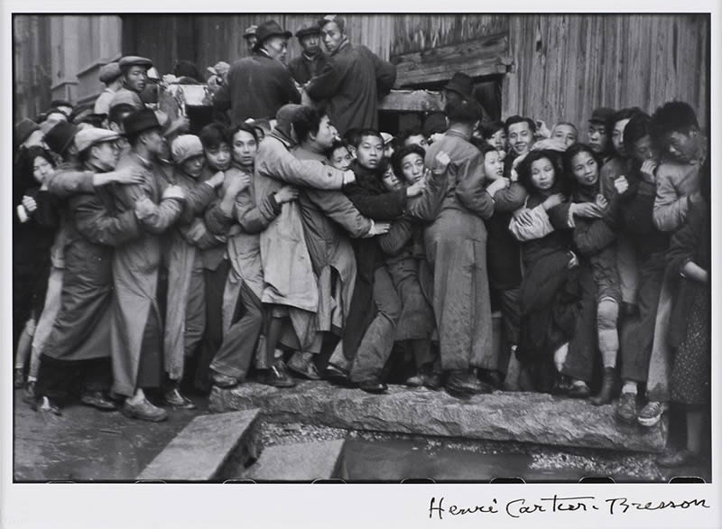 Iconic Photos by the Master Photographer Henri Cartier-Bresson