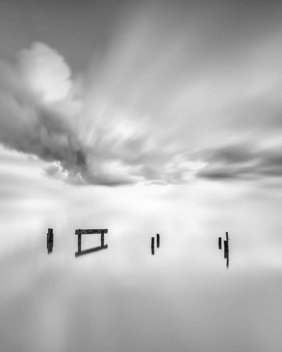 Long Exposure Black and White Landscape Photography by Jana Luo