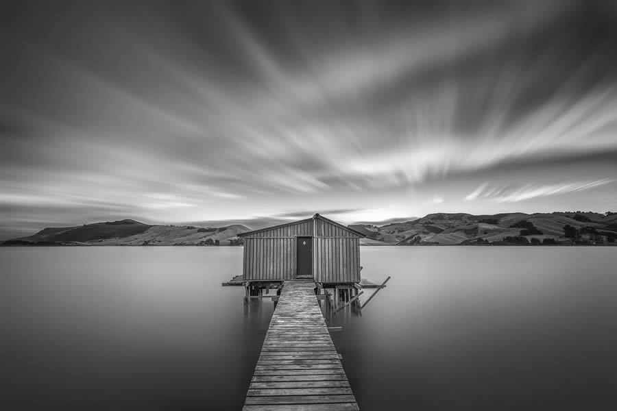 Long Exposure Black and White Landscape Photography by Jana Luo