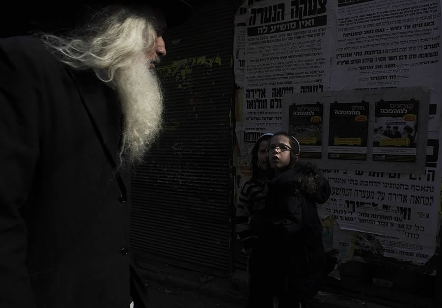 Israeli Street Photography by Ilan Ben Yehuda