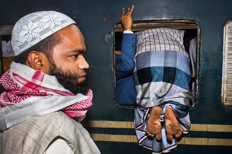 Bangladesh Street Photography by Md Enamul Kabir