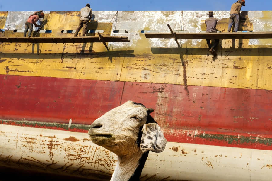 Bangladesh Street Photography by Md Enamul Kabir