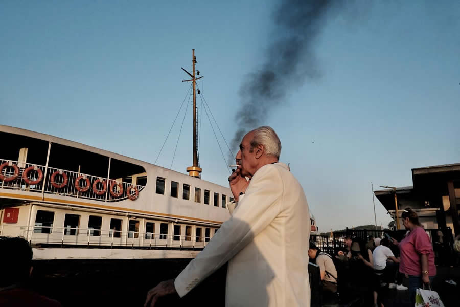 Istanbul Street Photography by Alper Eryigit