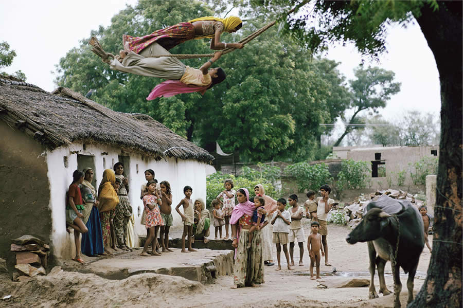 The Indian Master of Color and Street Photography Raghubir Singh