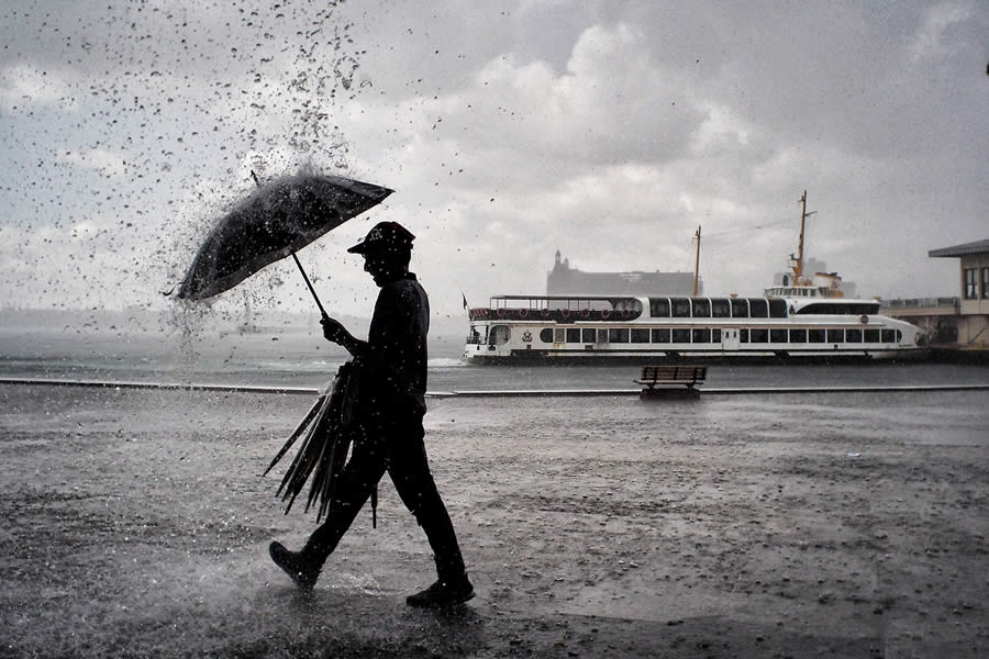 Istanbul Street Photography by Gokhan Arer