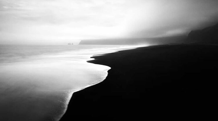 Black and White Landscapes to Inspire Nature Lovers