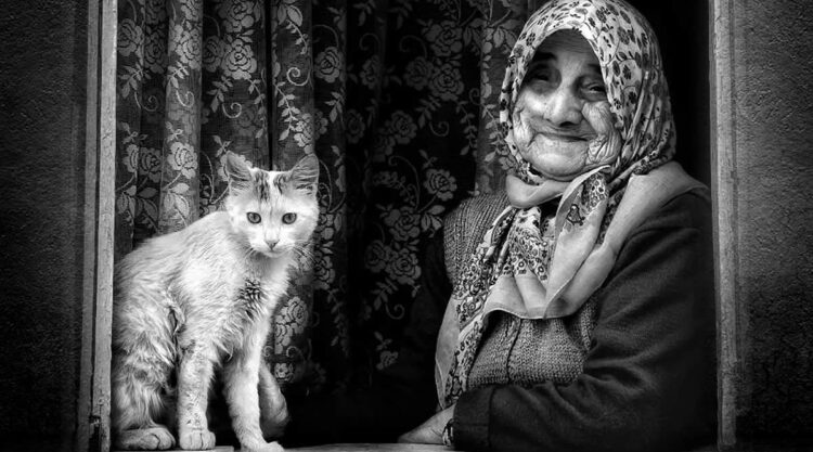 Black and White Portrait Photography by Yavuz Arslan