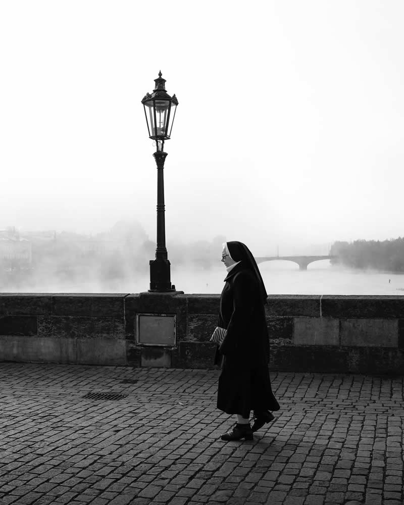 Black and White Street Photography by Fernando Pedro Salgado