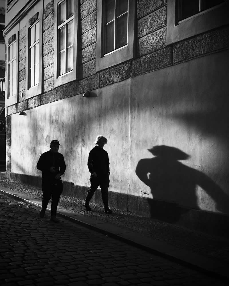 Black and White Street Photography by Fernando Pedro Salgado