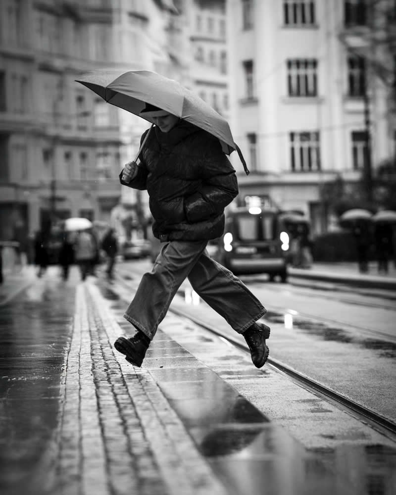 Black and White Street Photography by Fernando Pedro Salgado