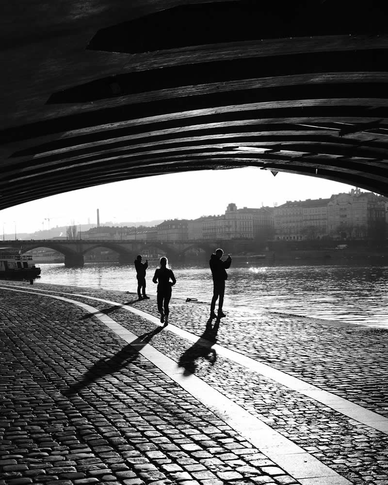 Black and White Street Photography by Fernando Pedro Salgado