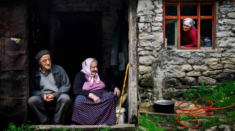 Everyday Life Of Turkey Photography by Ibrahim Aysundu