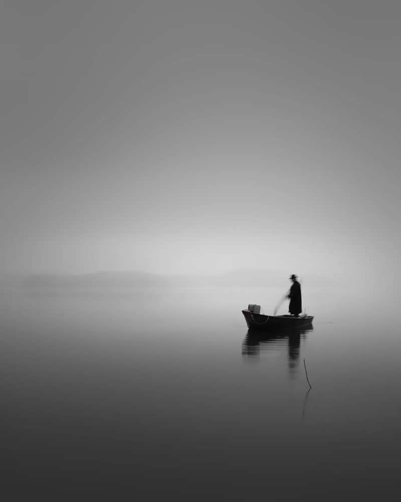 Black and White Long Exposure Landscape Photography by Jo Deok-hwan