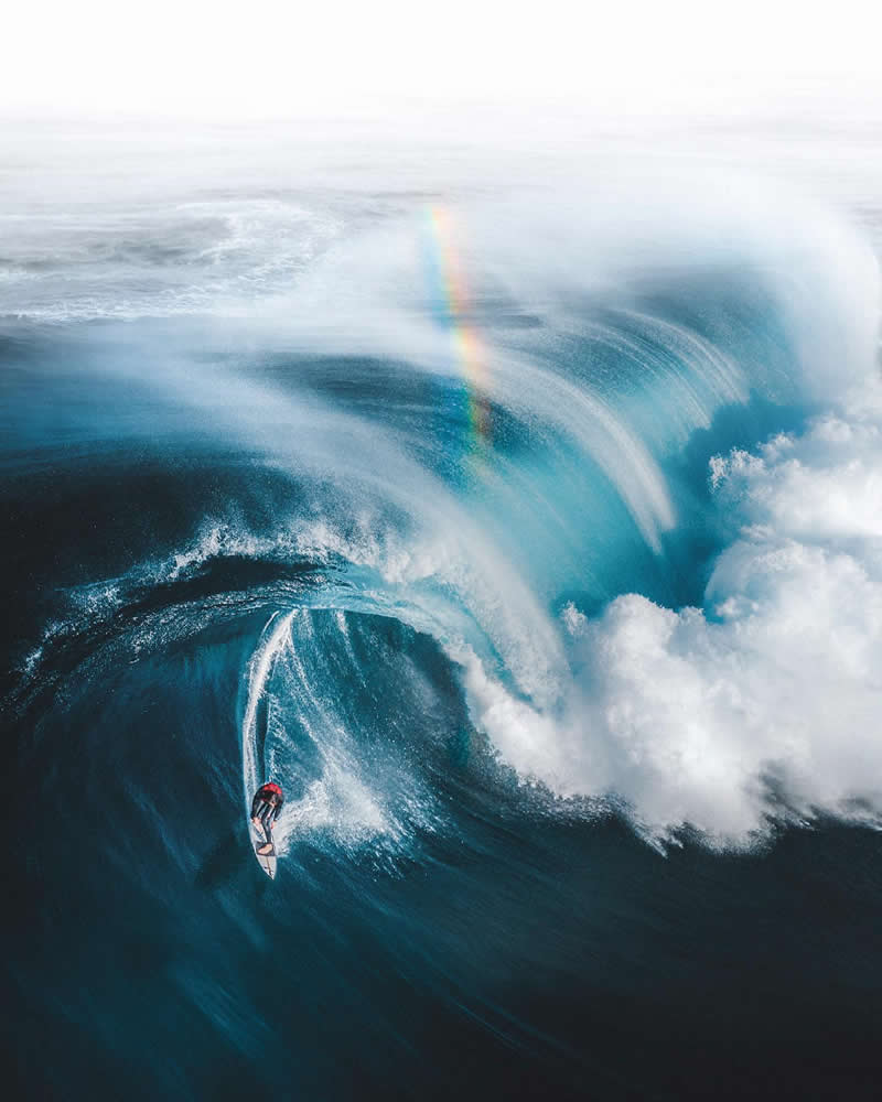 Breathtaking Photos Of Waves by Phil de Glanville