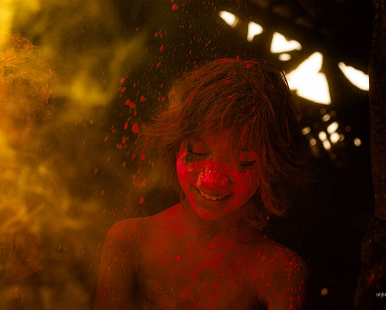 Photographer Anjan Ghosh Captures the Joy of Children Celebrating Holi in a Rural Bengal Village