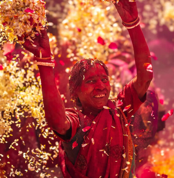 Photographer Ganesh Vanare Captures the Vibrant Spirit of Braj Ki Holi – India’s Festival of Colors